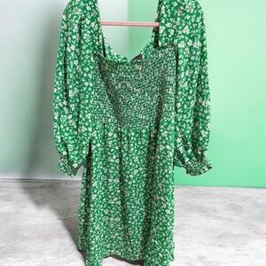 Jessica Howard Green Floral Long Sleeve Dress